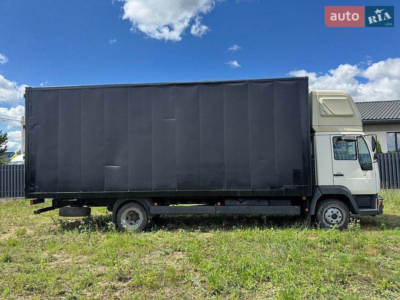 Грузовой фургон MAN L 2000 2004 в Львове