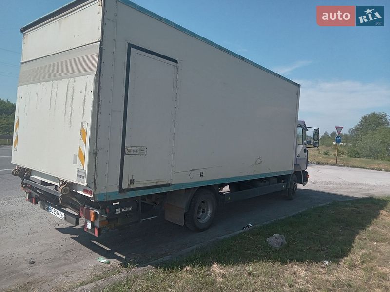 Грузовой фургон MAN L 2000 1999 в Стрые