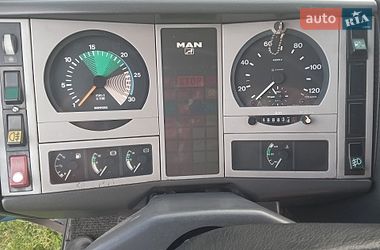 Грузовой фургон MAN L 2000 1999 в Стрые