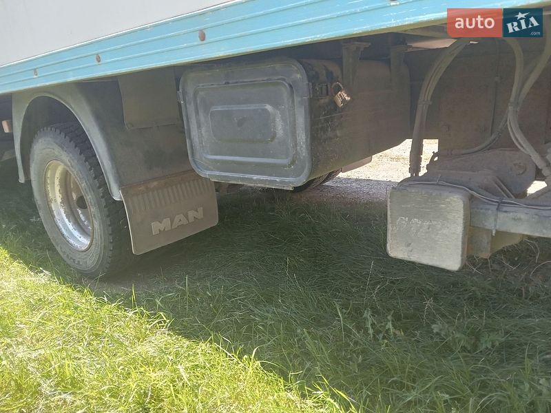 Грузовой фургон MAN L 2000 1999 в Стрые
