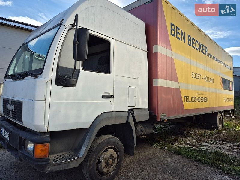 Грузовой фургон MAN L 2000 2002 в Львове