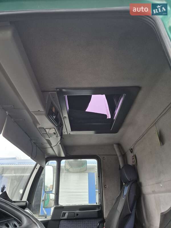 Тентованый MAN LE 12.220 2004 в Виннице