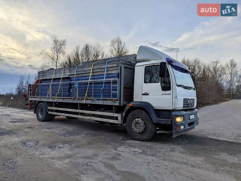 Кран-манипулятор MAN LE 18.220 2004 в Львове