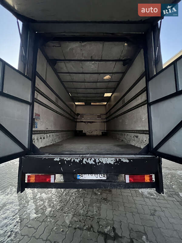 Грузовой фургон MAN LE 8.150 2005 в Калуше