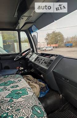 Грузовой фургон MAN LE 8.180 2004 в Запорожье