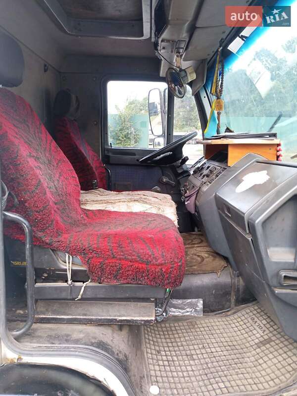 Грузовой фургон MAN LE 8.180 2002 в Виннице