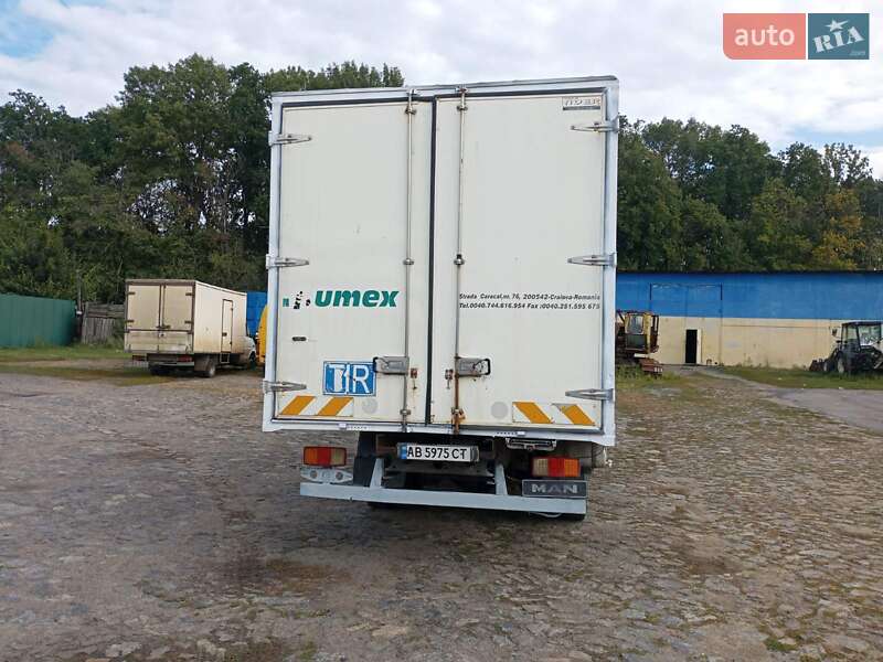 Грузовой фургон MAN LE 8.180 2002 в Виннице