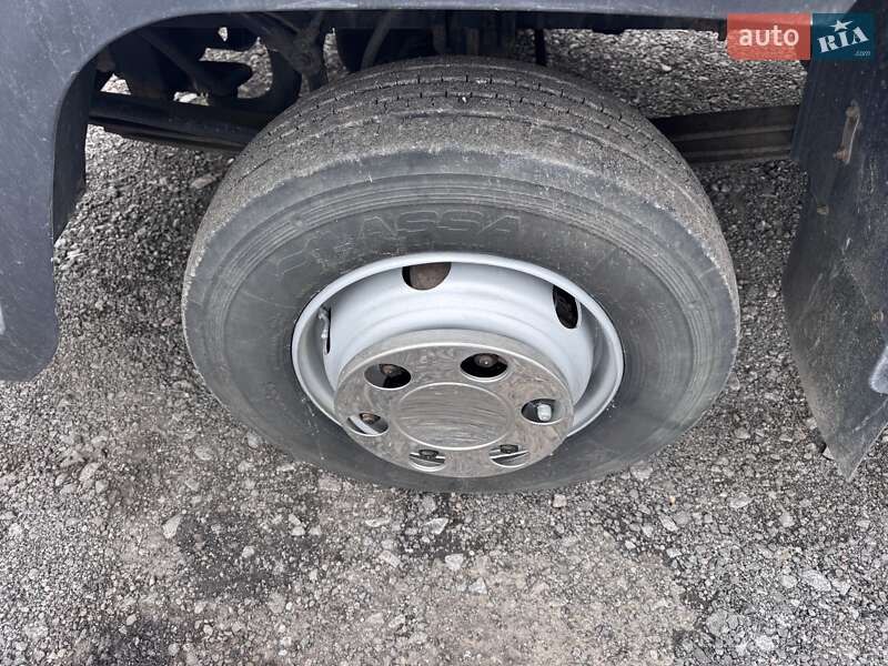 Грузовой фургон MAN LE 8.180 2004 в Виннице