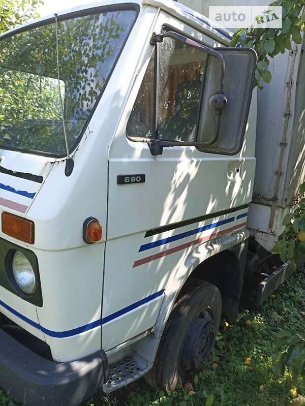 Тентованый MAN M 90 1987 в Дубно