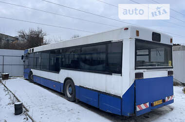 Городской автобус MAN NL 202 1995 в Черновцах