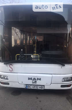 Городской автобус MAN NM 223 2001 в Дрогобыче