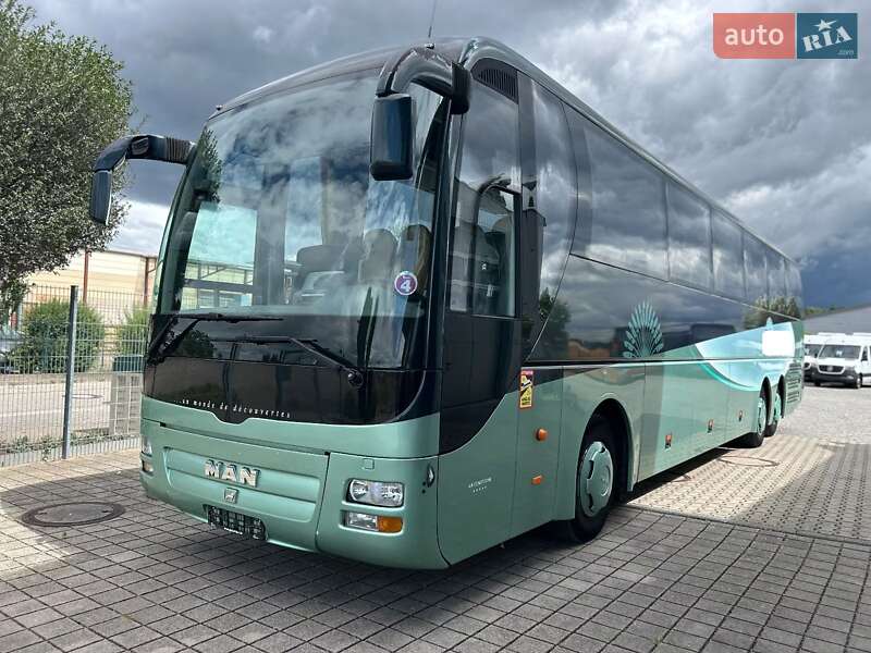 Туристический / Междугородний автобус MAN R08 2009 в 