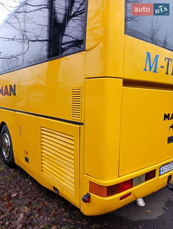 Туристический / Междугородний автобус MAN S 2000 2003 в Иршаве