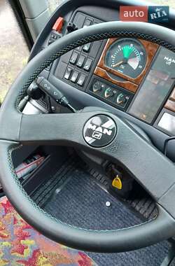 Туристический / Междугородний автобус MAN S 2000 2003 в Иршаве