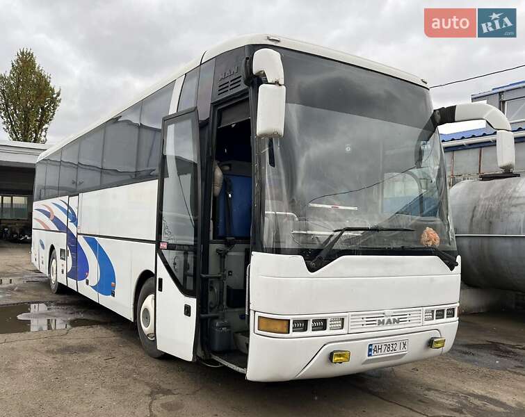 Туристичний / Міжміський автобус MAN S 2000 2000 в Харкові