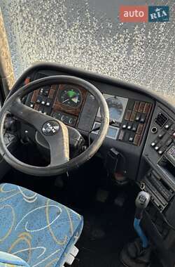Туристический / Междугородний автобус MAN S 2000 2001 в 