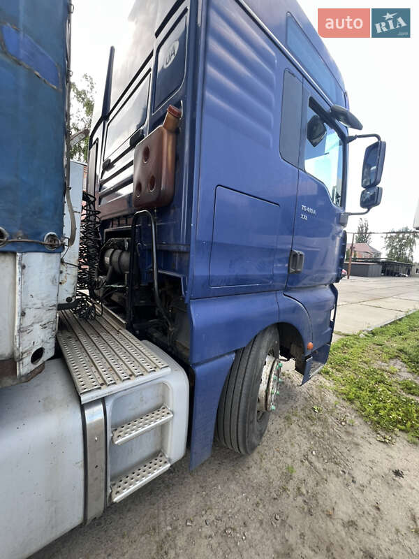 Тягач MAN TG 2001 в Лубнах