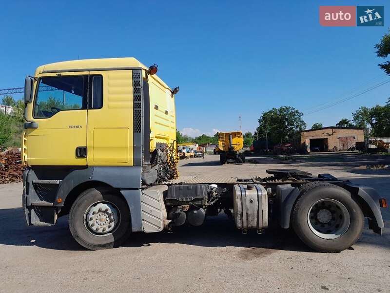 Самосвал MAN TGA 2002 в Александрие