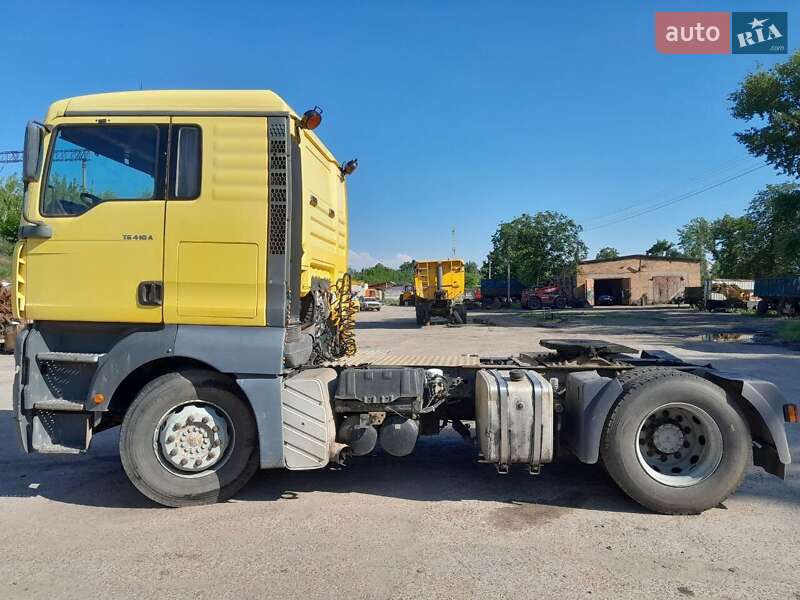 Самосвал MAN TGA 2002 в Александрие