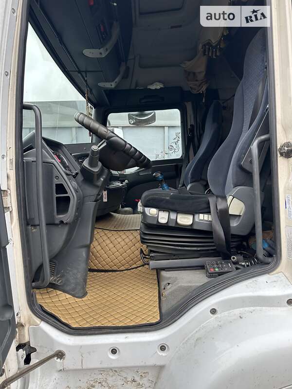 Контейнеровоз MAN TGA 2004 в Гайвороне фото 11 Контейнеровоз MAN TGA 2004 в Гайвороне