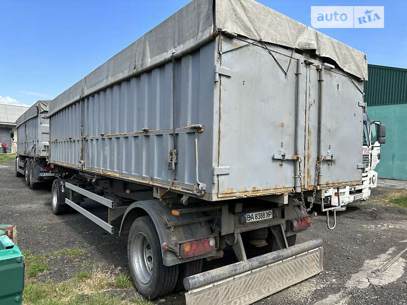 Контейнеровоз MAN TGA 2007 в Гайвороні