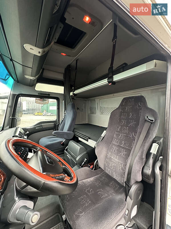 Тягач MAN TGA 2008 в Хусте