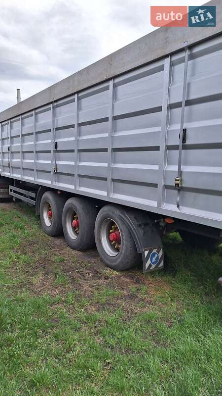 Зерновоз MAN TGA 2004 в Новгородці