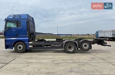 Контейнеровоз MAN TGA 2006 в 