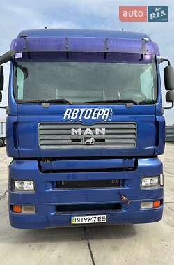 Контейнеровоз MAN TGA 2006 в 