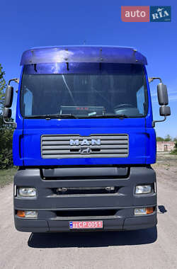 Контейнеровоз MAN TGA 2005 в 