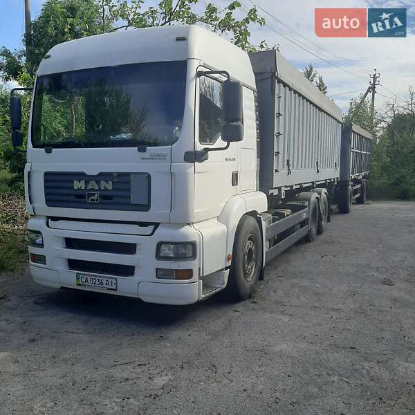 Контейнеровоз MAN TGA 2005 в 