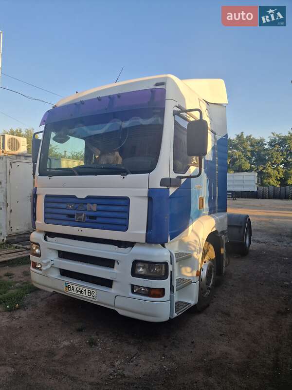 Тягач MAN TGA 2001 в Олександрії