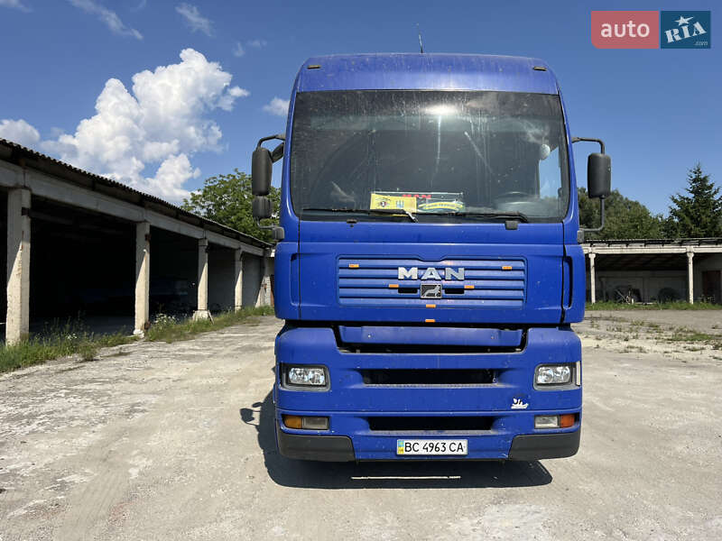 Тягач MAN TGA 2001 в  фото Тягач MAN TGA 2001 в