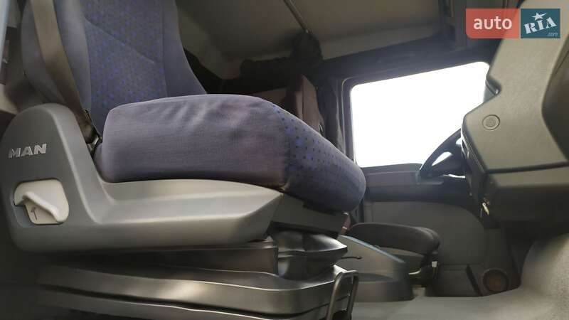 Кран-манипулятор MAN TGA 2005 в Черновцах