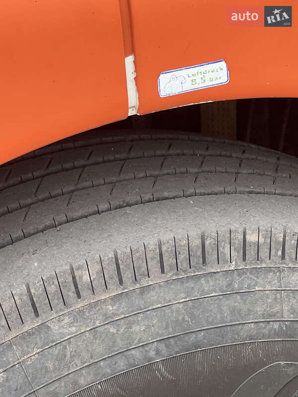 Контейнеровоз MAN TGA 2000 в Харькове