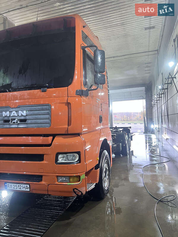 Контейнеровоз MAN TGA 2000 в Харькове