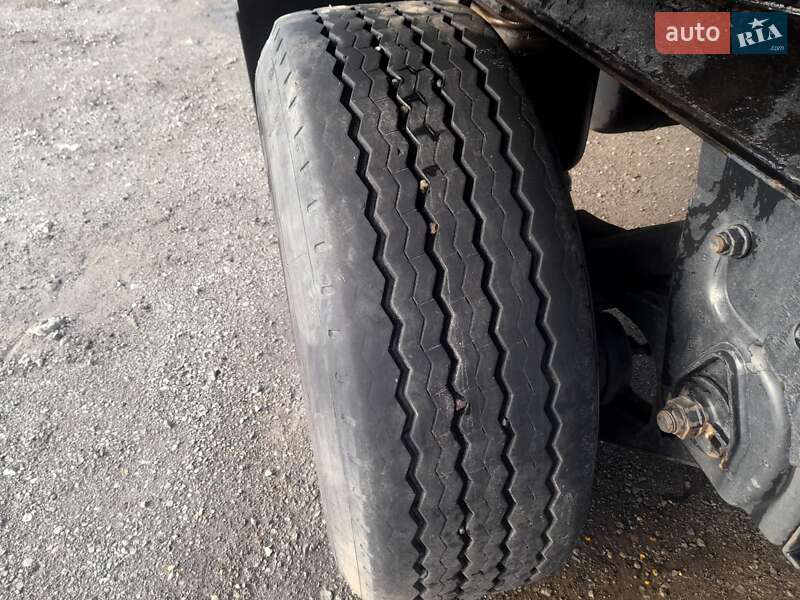 Контейнеровоз MAN TGA 2005 в Магдалинівці