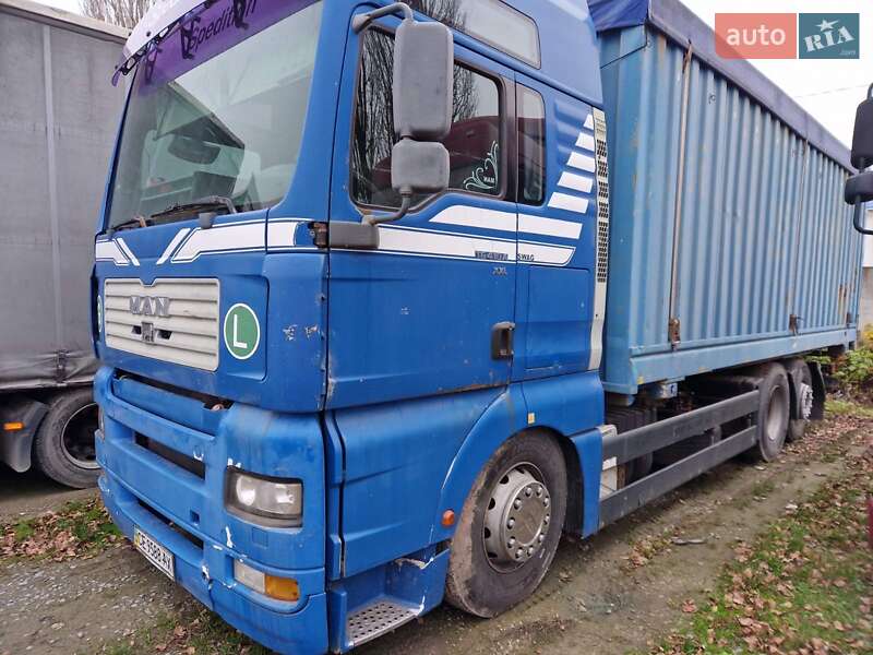 Контейнеровоз MAN TGA 2001 в Черновцах