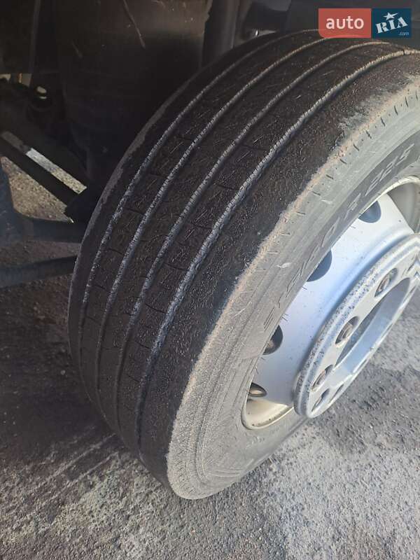 Контейнеровоз MAN TGA 2004 в Львове фото 20 Контейнеровоз MAN TGA 2004 в Львове