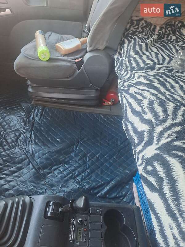 Контейнеровоз MAN TGA 2004 в Львове фото 45 Контейнеровоз MAN TGA 2004 в Львове