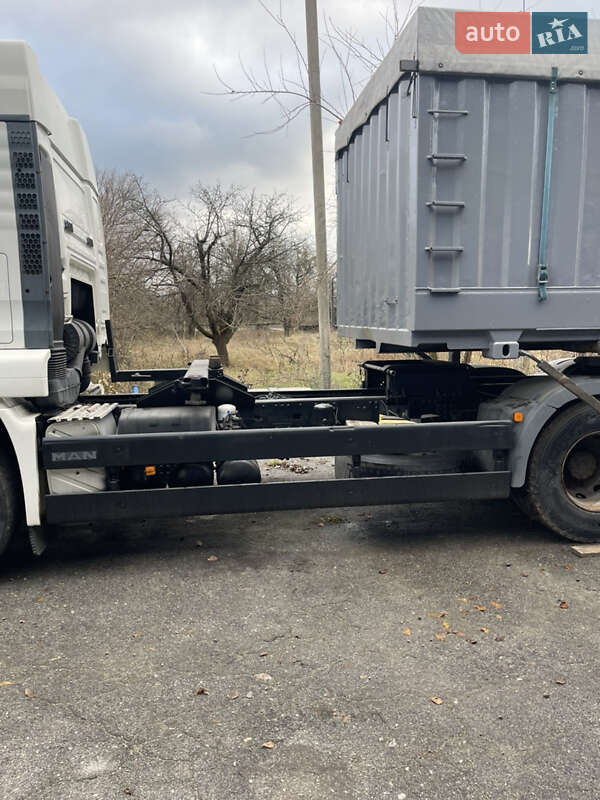Контейнеровоз MAN TGA 2005 в Чигирине