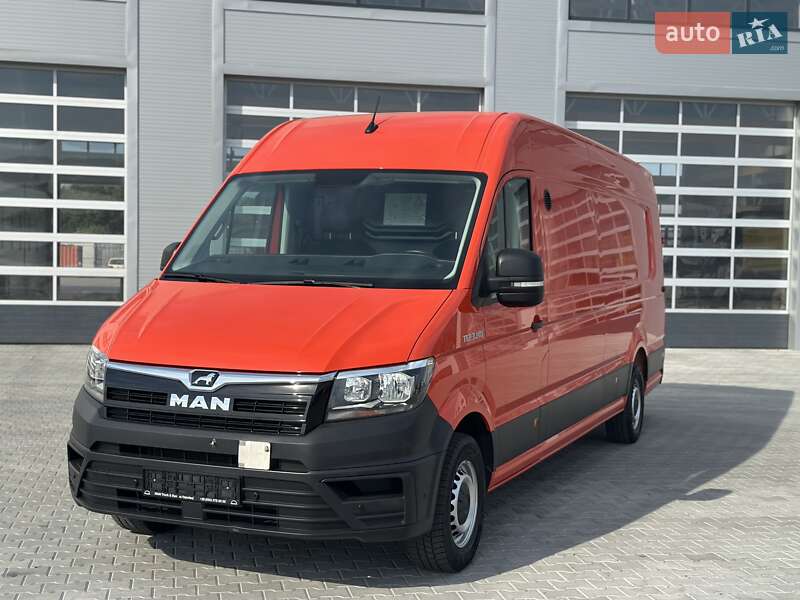 Вантажний фургон MAN TGE 2023 в Чернівцях