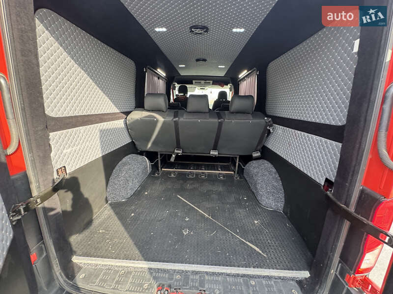 Вантажопасажирський фургон MAN TGE 2020 в Києві