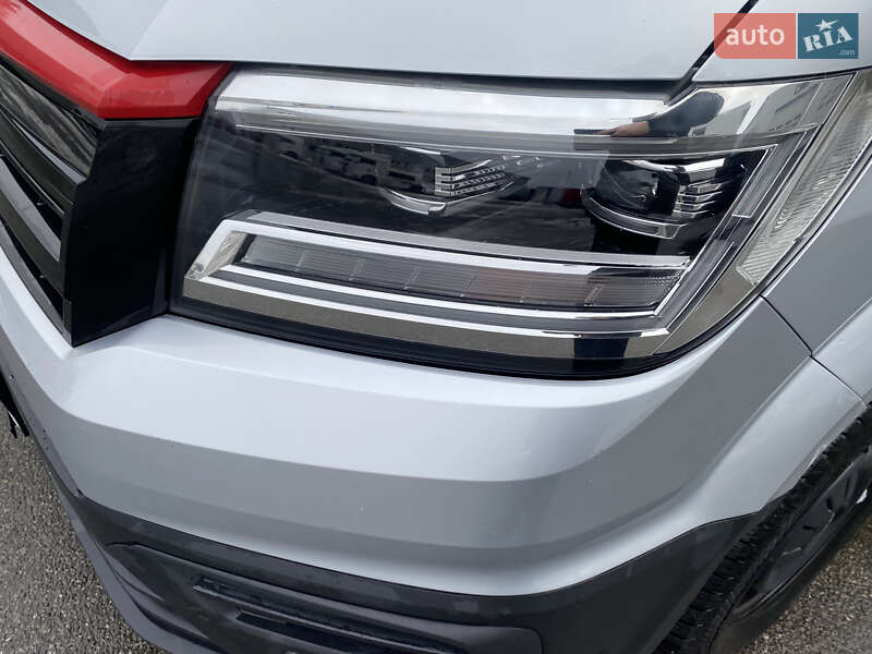 Вантажний фургон MAN TGE 2020 в Ірпені