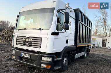 Самосвал MAN TGL 2007 в 