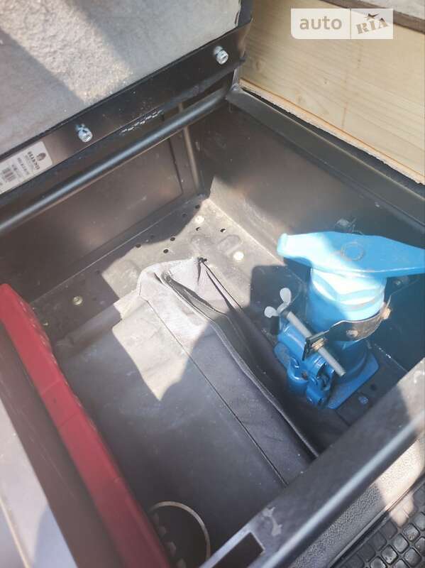 Грузовой фургон MAN TGL 2012 в Днепре