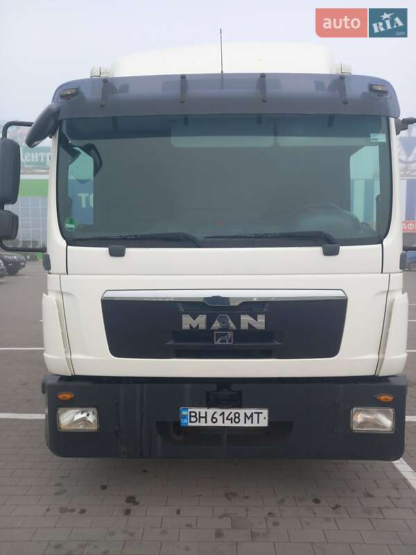 Вантажний фургон MAN TGL 2011 в 