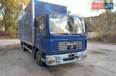 Грузовой фургон MAN TGL 2006 в Березане