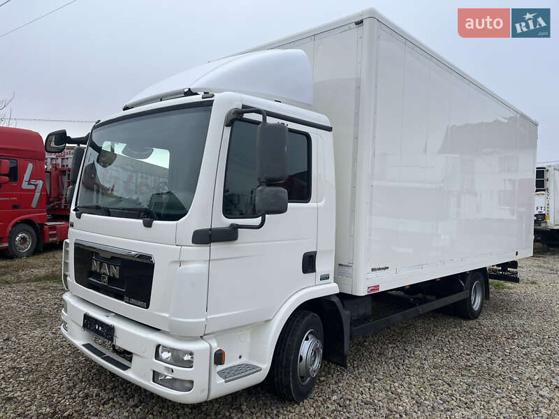 Грузовой фургон MAN TGL 2010 в Бучаче