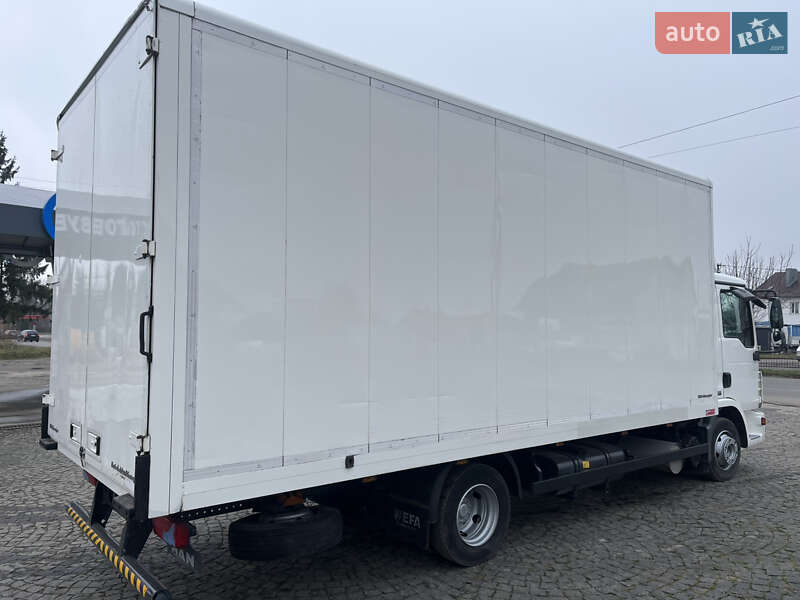 Грузовой фургон MAN TGL 2010 в Бучаче